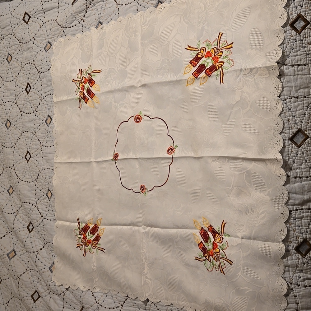 German Table Linen Candle Theme 29 x 29 inches